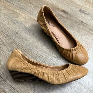 Lucky Brand • Fibii Leather Ballet Wedges